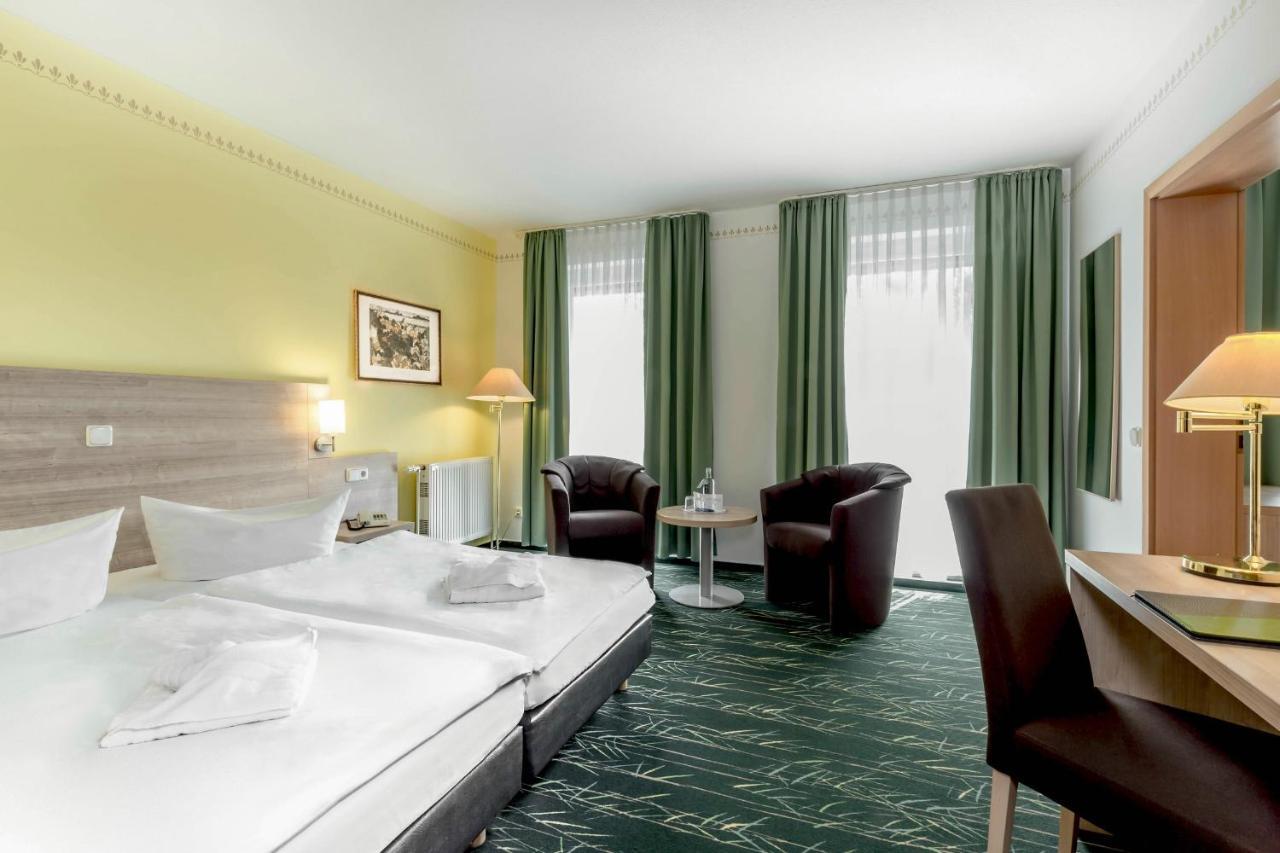 Sonnenhotel Feldberg Am See Mit Schwimmbad, Sauna Und Dampfbad Feldberg in Mecklenburg Eksteriør billede