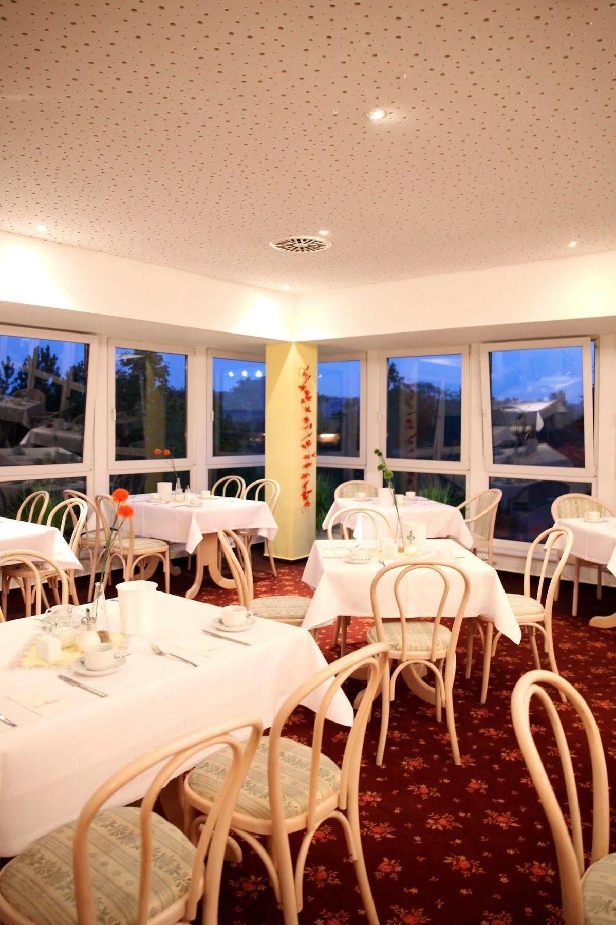 Sonnenhotel Feldberg Am See Mit Schwimmbad, Sauna Und Dampfbad Feldberg in Mecklenburg Eksteriør billede