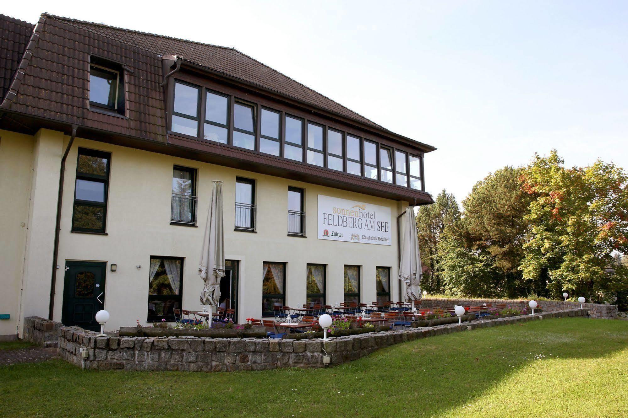 Sonnenhotel Feldberg Am See Mit Schwimmbad, Sauna Und Dampfbad Feldberg in Mecklenburg Eksteriør billede